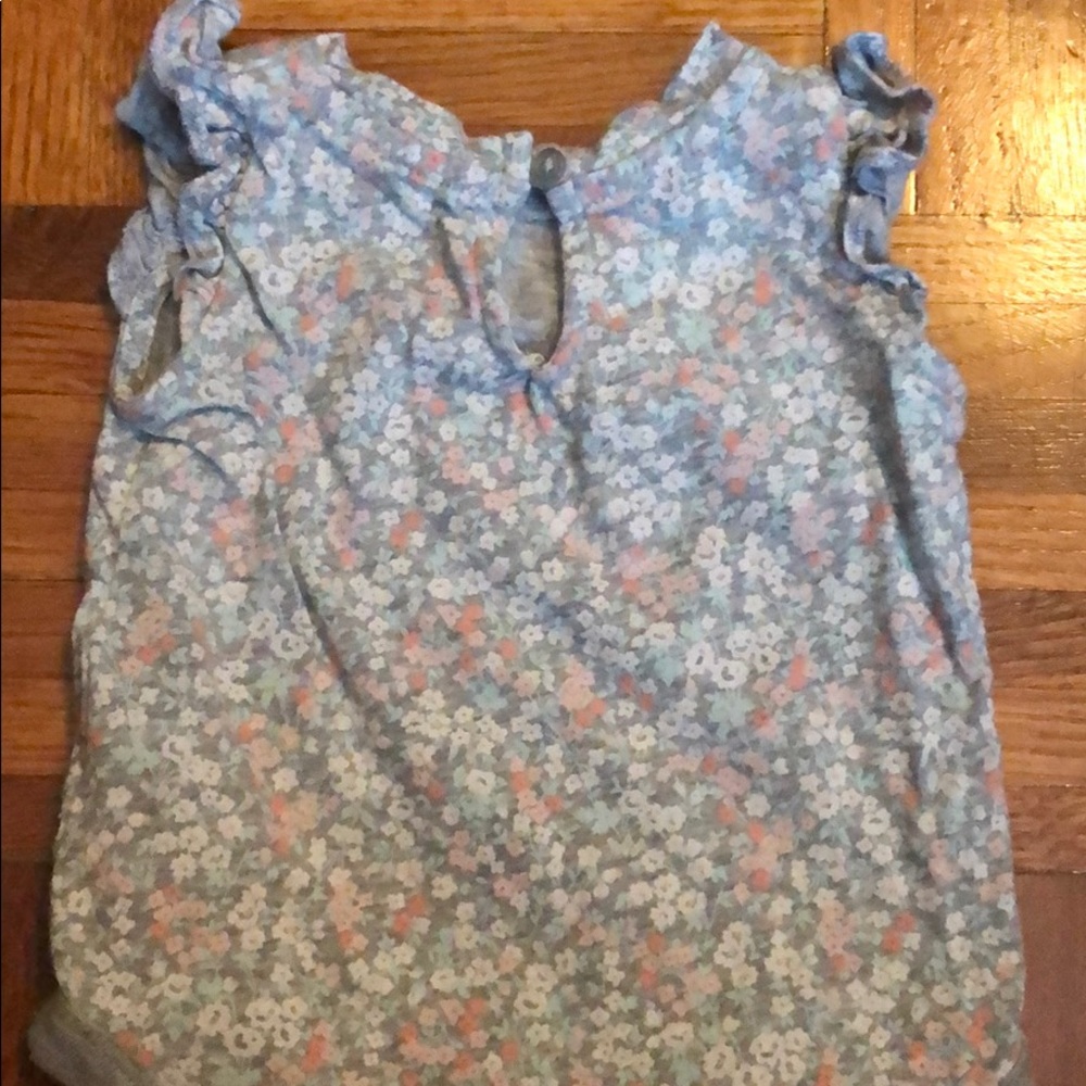 Baby Gap onesie - Picture 2 of 2